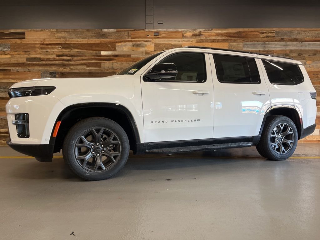 New 2026 Bright White Clear-Coat Exterior Paint Jeep Limited Altitude image 51
