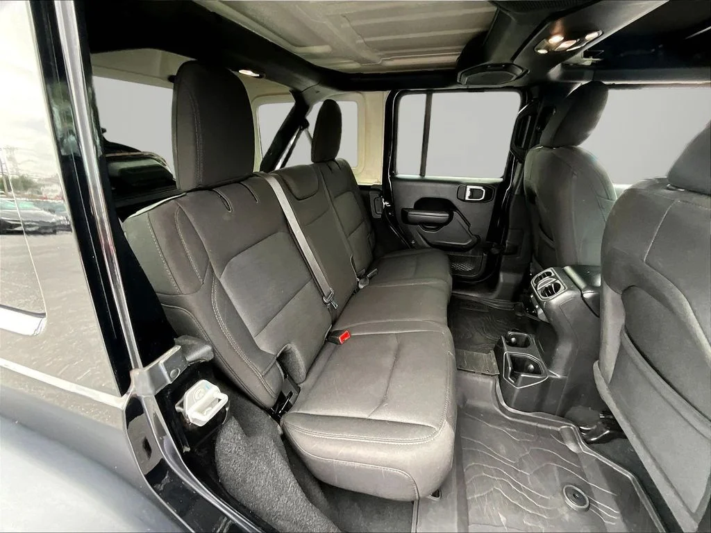 Used 2022 Black Jeep Unlimited High Tide image 25
