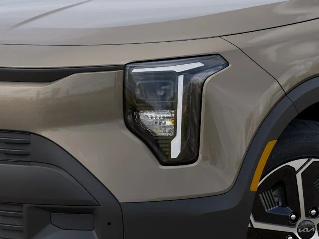 New 2027 Orange Kia LX image 10