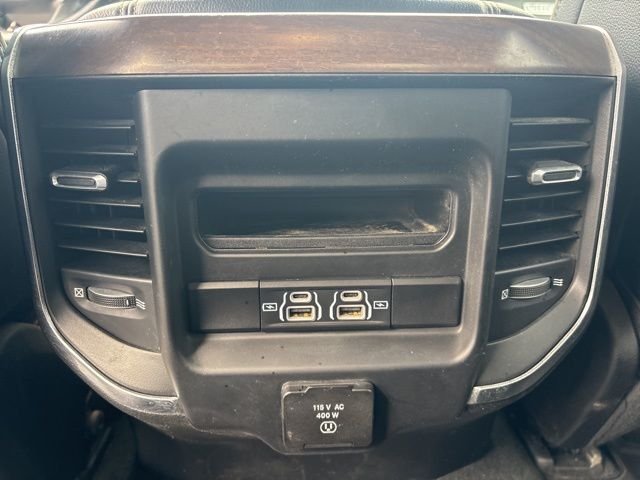Used 2022 White Ram Laramie image 41