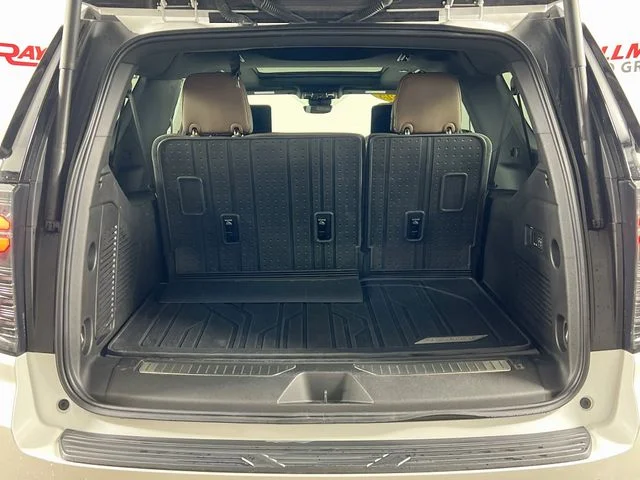 Used 2025 Beige Chevrolet High Country image 29