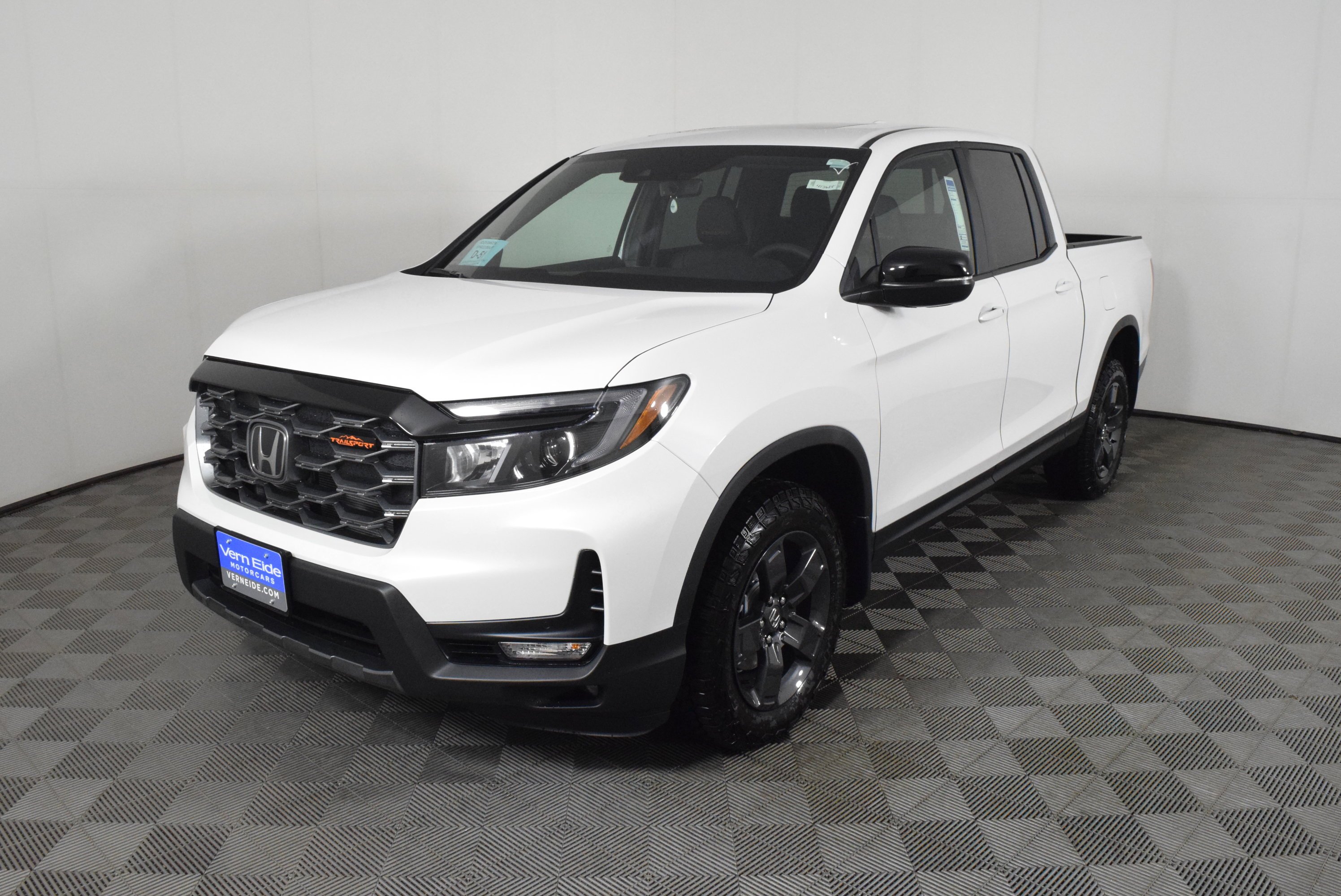 New 2026 Platinum White Pearl Honda TrailSport image 10