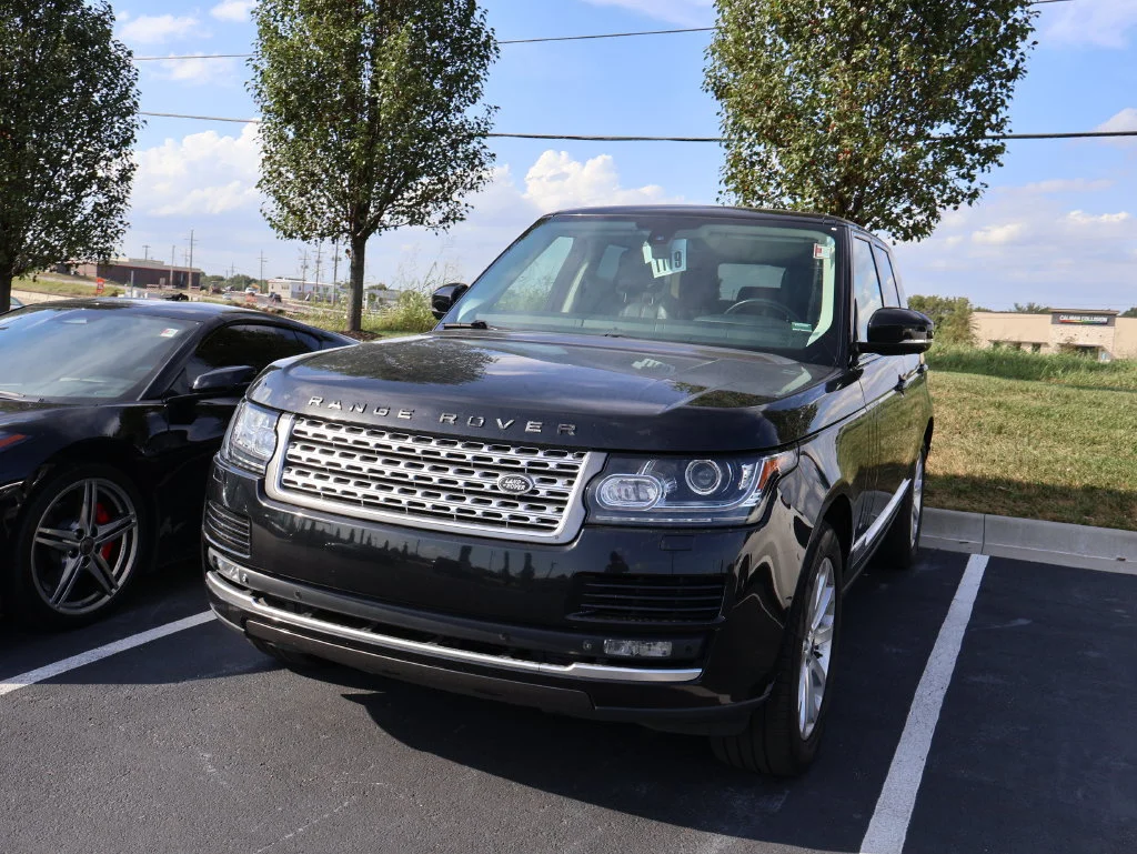 Used 2013  Land Rover HSE image 1