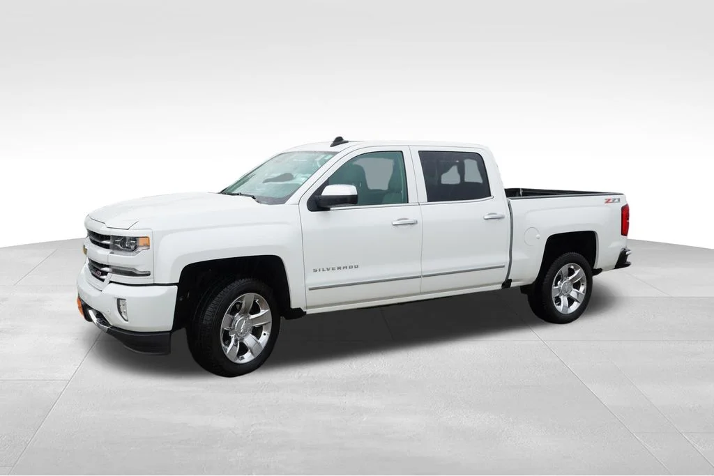 Certified Used 2016 Iridescent Pearl Tricoat Chevrolet LTZ image 10