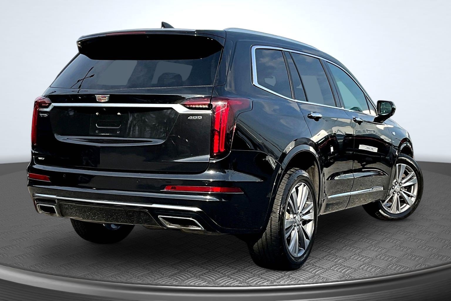 Used 2020 Black Cadillac Premium Luxury image 5