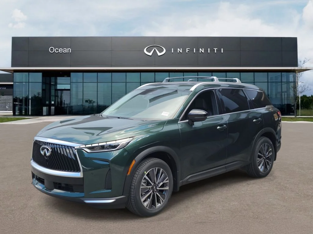 New 2027 DEEP EMERALD INFINITI Luxe FWD image 1