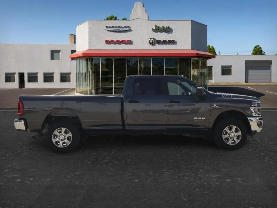 New 2025 Granite Crystal Metallic Clear-Coat Exterior Paint RAM Big Horn image 8