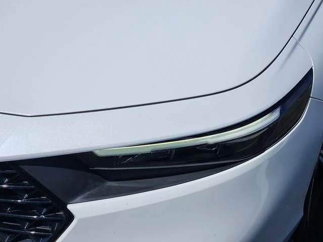 Used 2023 White Honda Sport image 9