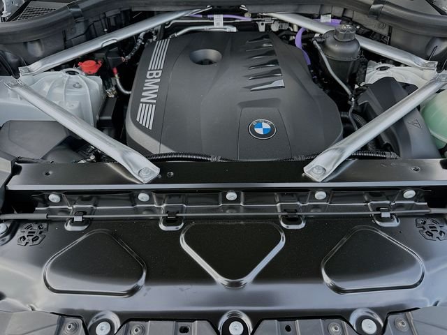 New 2026 White BMW sDrive40i image 24