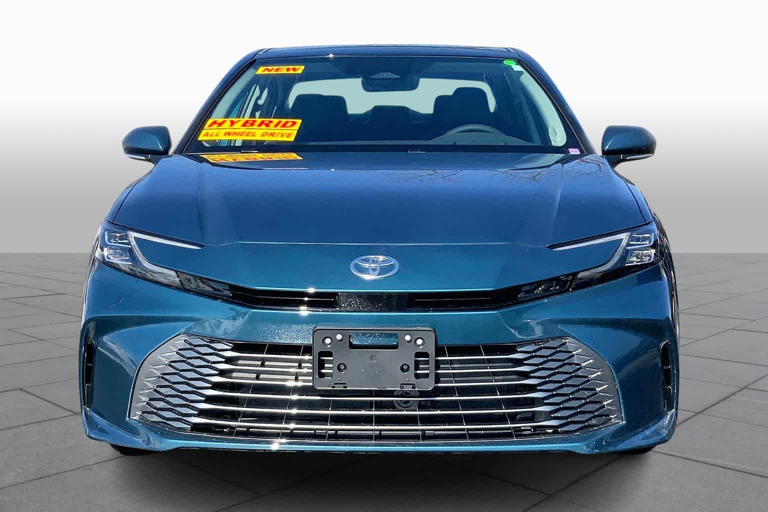 New 2026 Ocean Gem Toyota XLE image 3