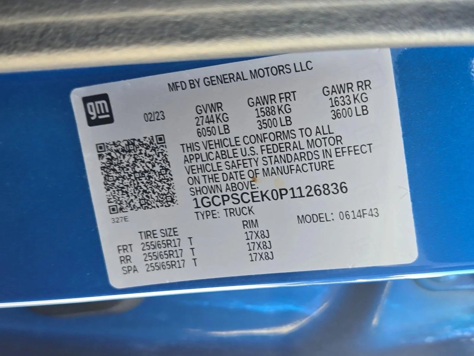 Used 2023 Glacier Blue Metallic Chevrolet 2WD LT image 15