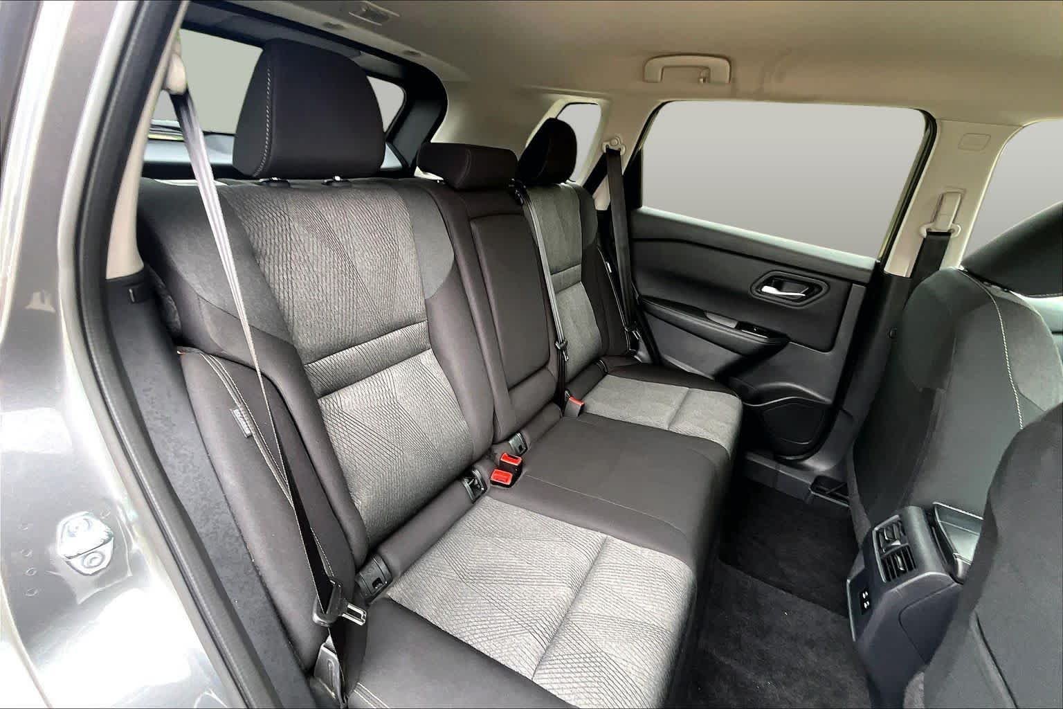 Certified Used 2025 Gun Metallic Nissan SV image 20