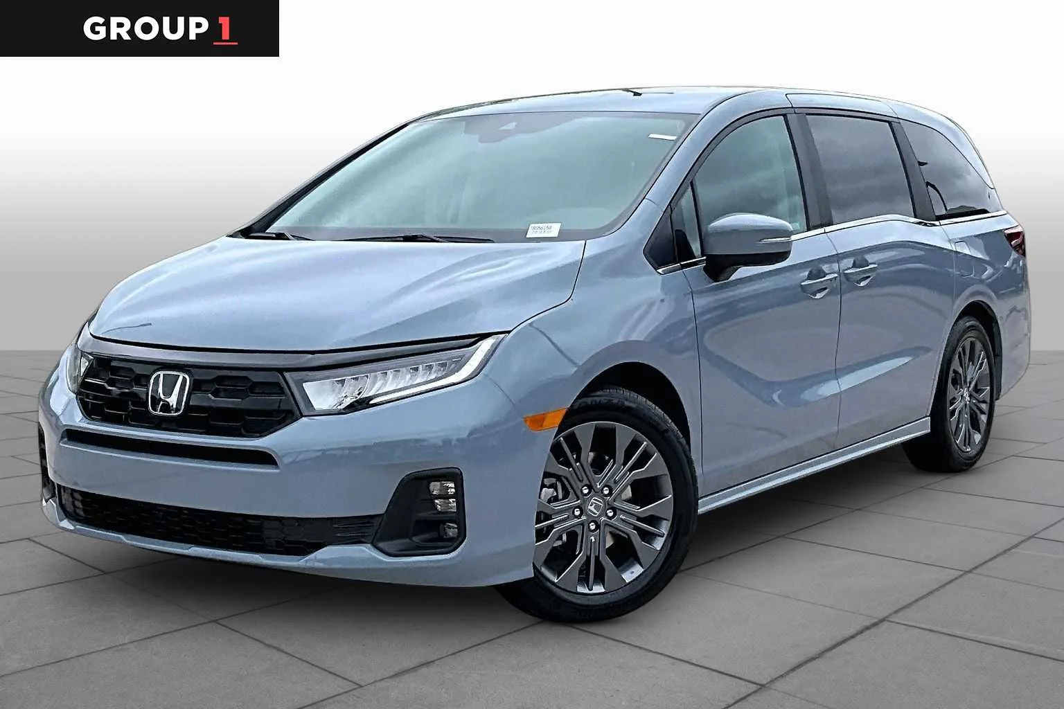 2026 Honda Odyssey Touring's photo