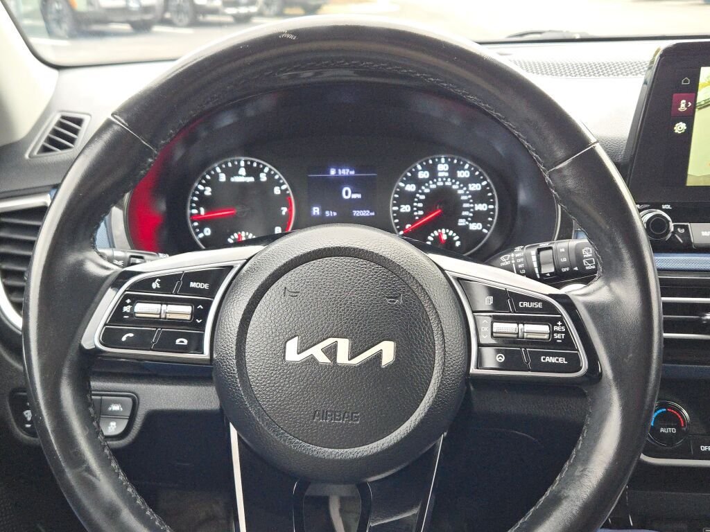 Used 2023 Black Kia S image 30