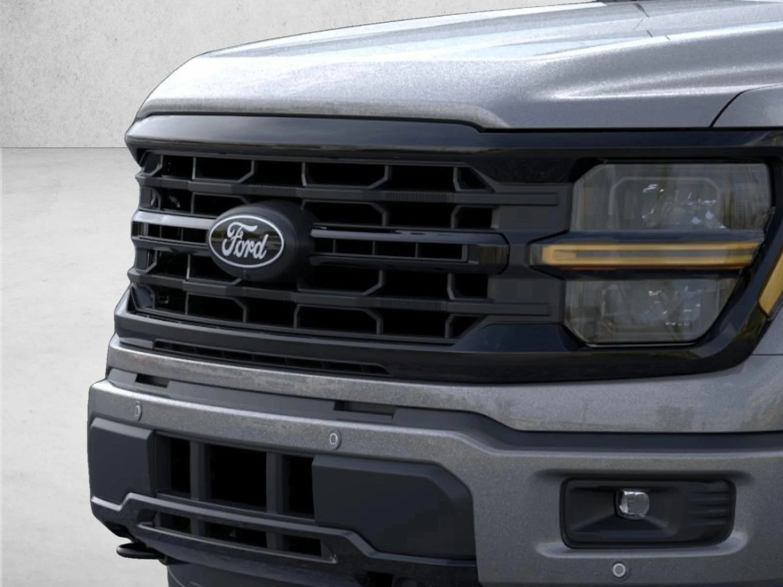 New 2026 Carbonized Gray Metallic Ford XLT image 17