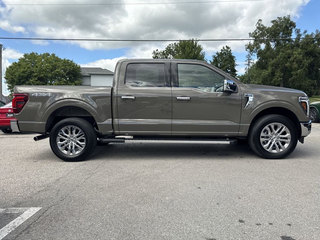 2025 Ford F-150 Lariat photo 3