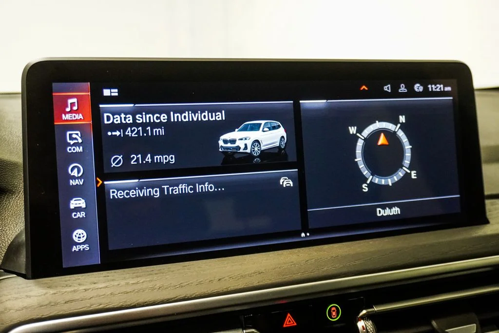 Used 2022 White BMW xDrive30i image 27