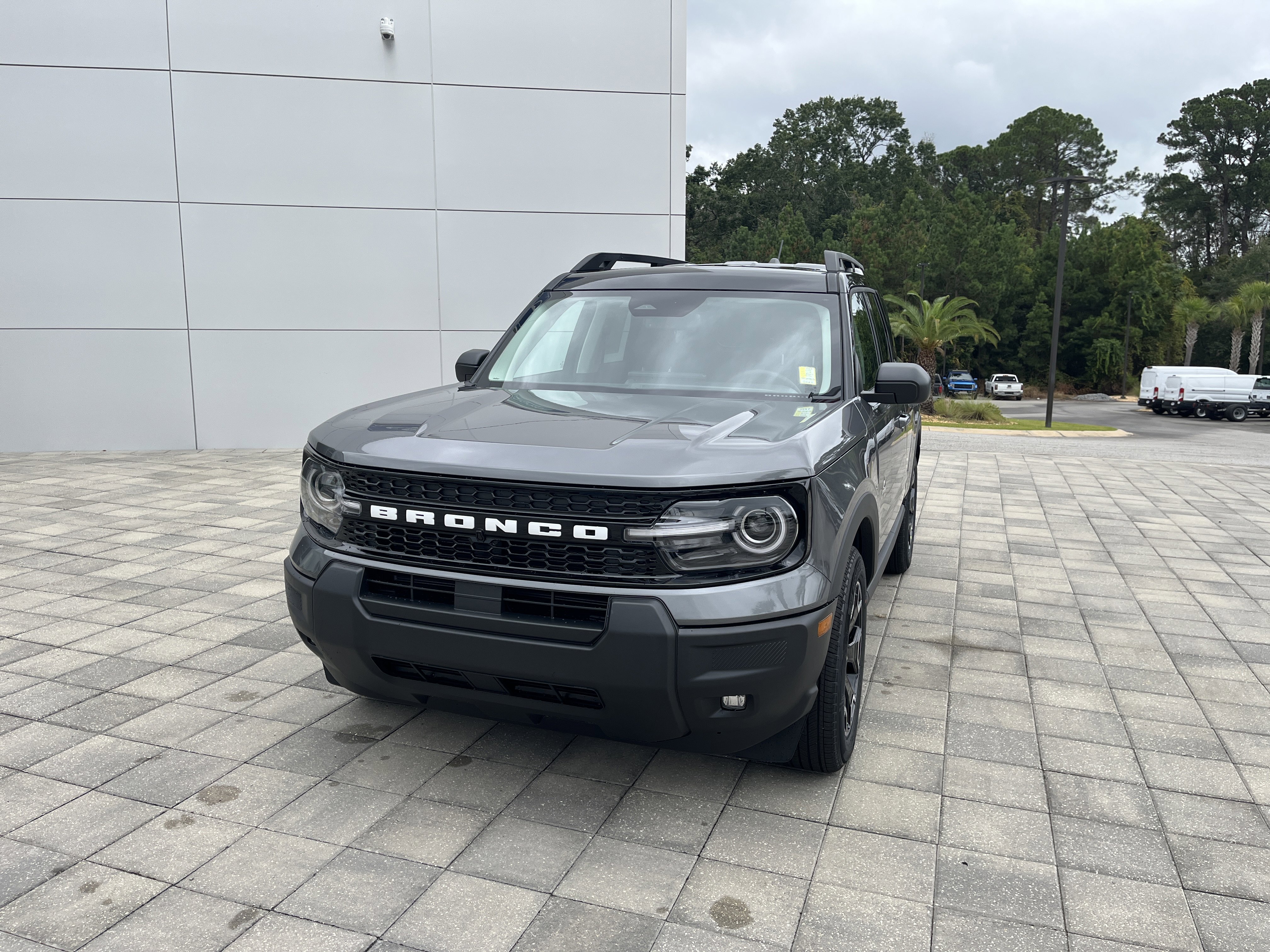 New 2025 Carbonized Gray Metallic Ford Outer Banks® image 2