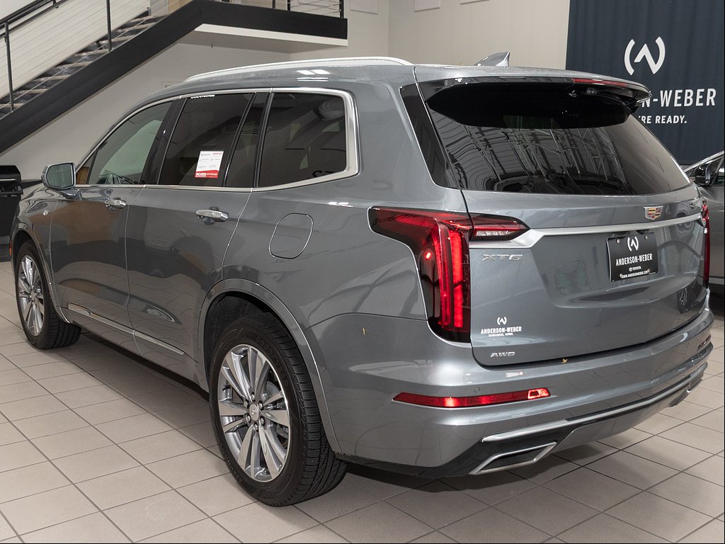 Used 2020 Shadow Metallic Cadillac Premium Luxury image 22
