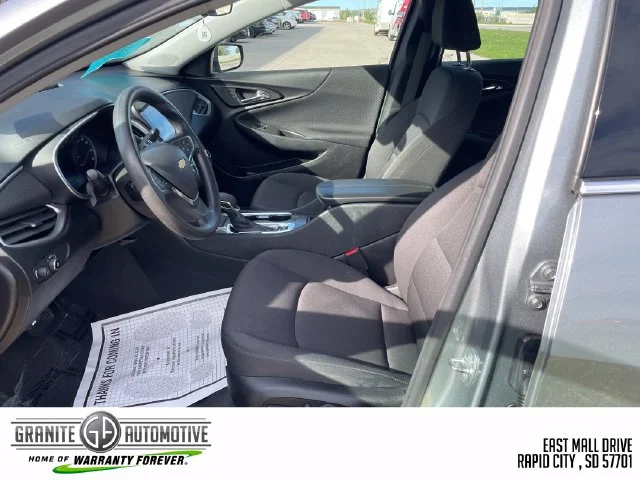 2024 Chevrolet Malibu 1LT - Photo 10