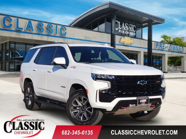 Used 2024 Summit White Chevrolet Z71 image 1