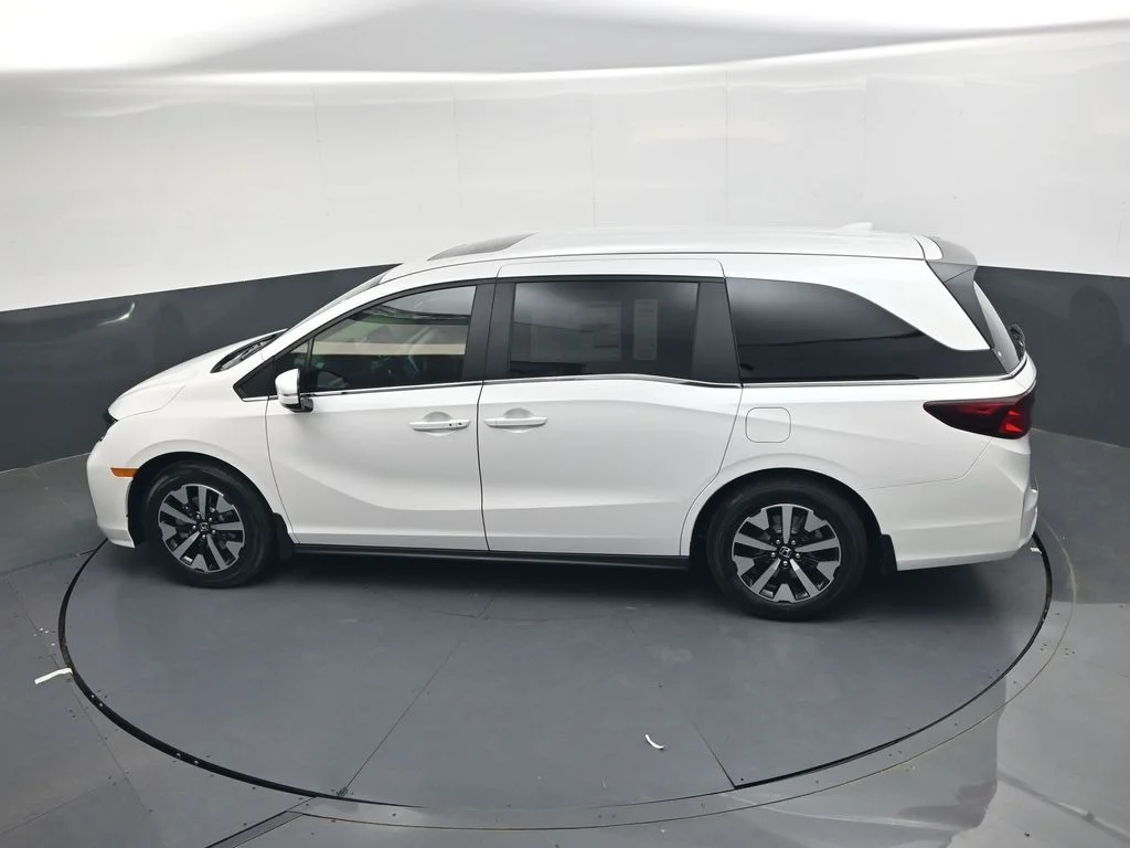New 2026 Platinum White Pearl Honda EX-L image 23