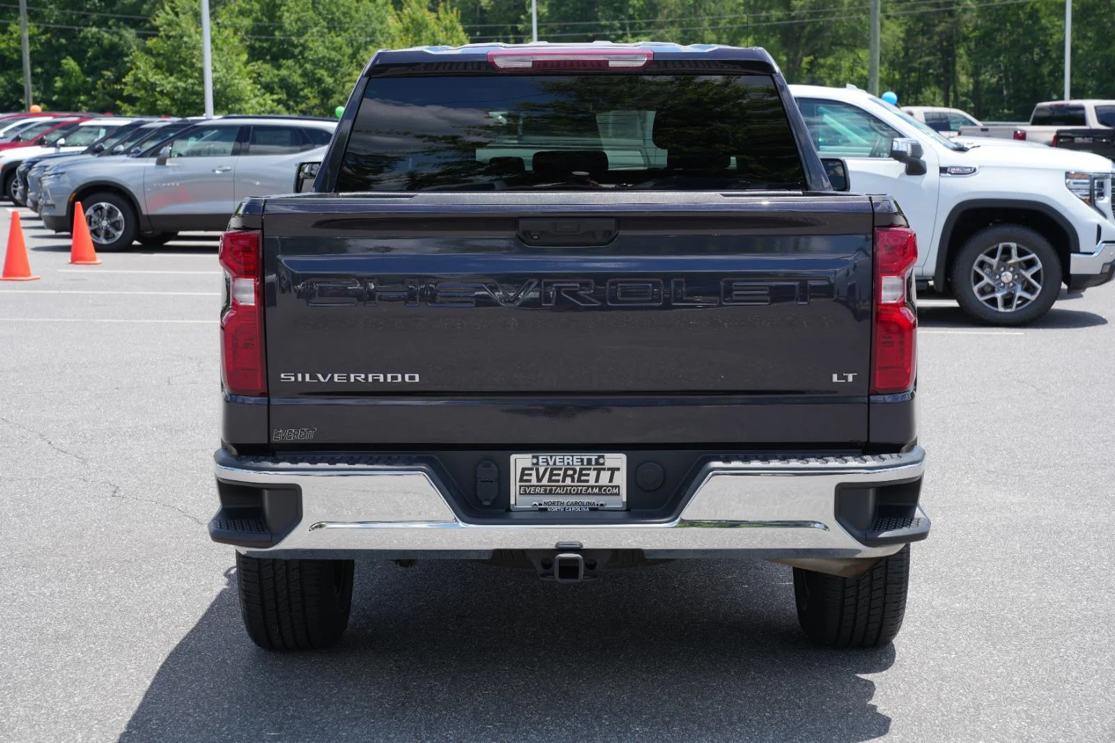 Used 2022 Dark Ash Metallic Chevrolet LT (2FL) image 6