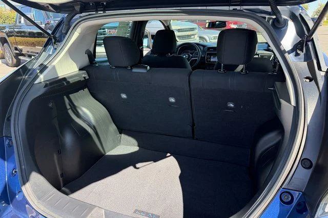 Used 2019 Blue Nissan SV image 22