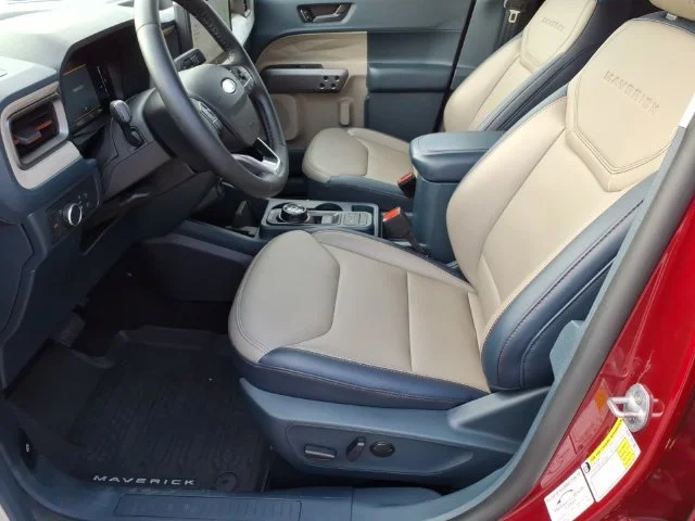 Used 2025 Red Ford Lariat image 16