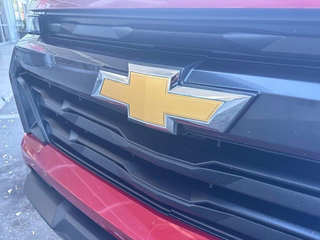 2023 Chevrolet Colorado LT - Photo 30
