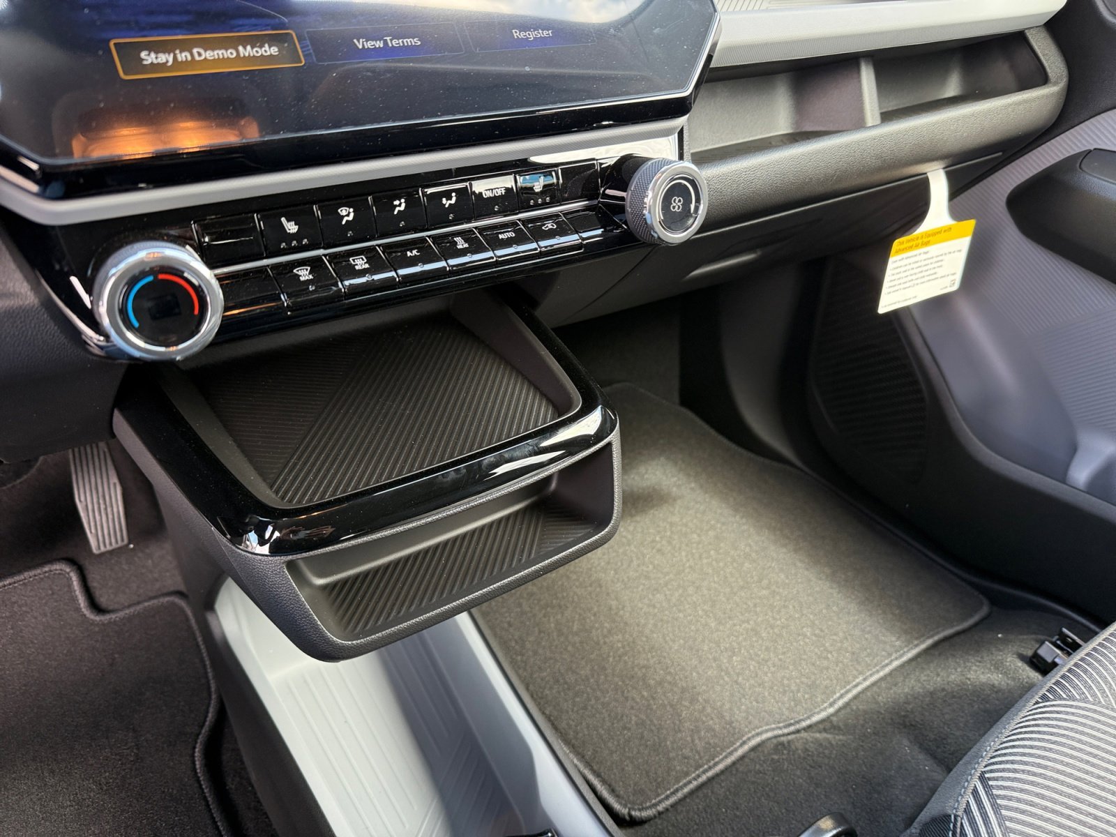 New 2027 Sterling Grey Metallic Chevrolet LT image 13