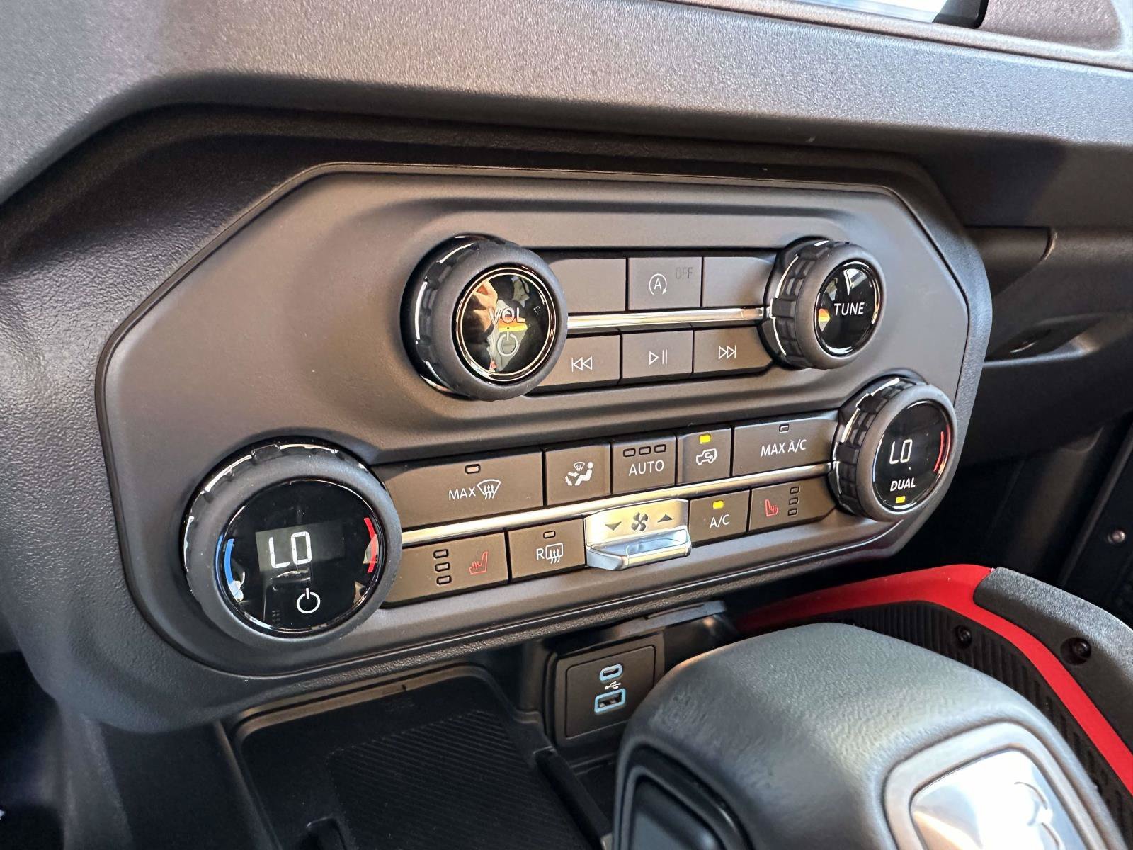 2025 Ford Bronco 4-Door Big Bend - Photo 26