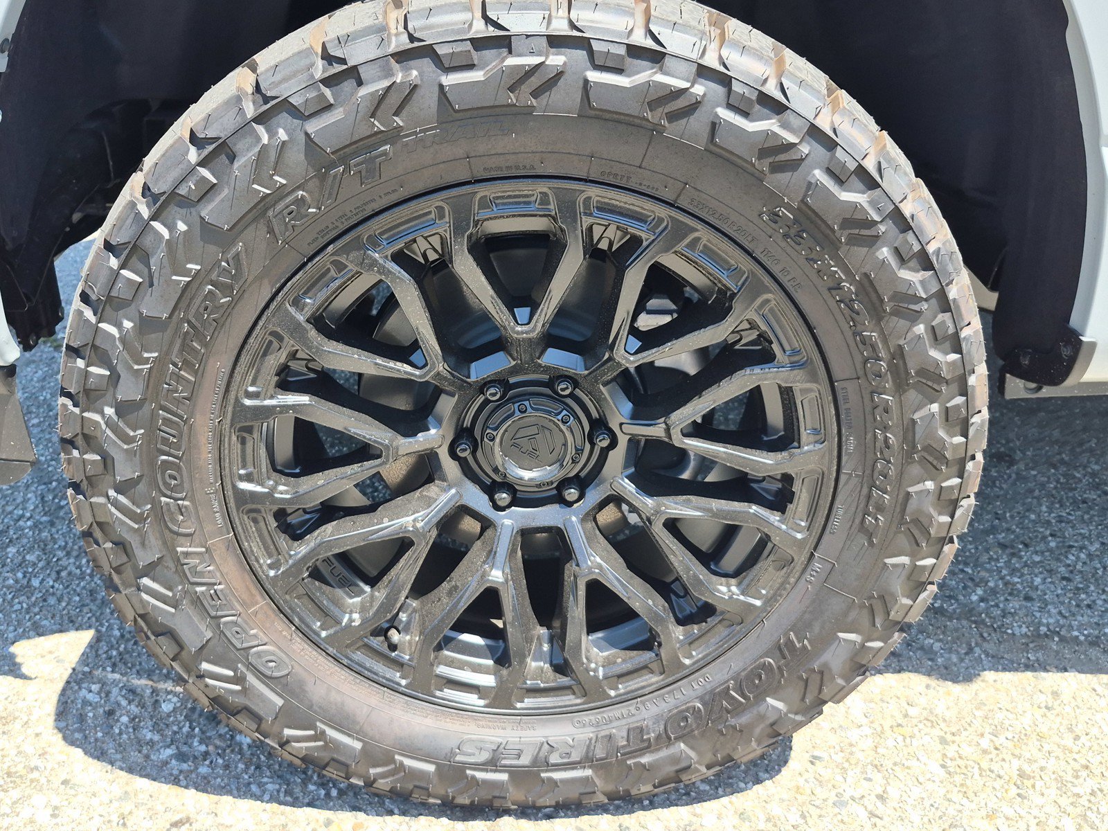 New 2026 Avalanche Ford XLT image 16