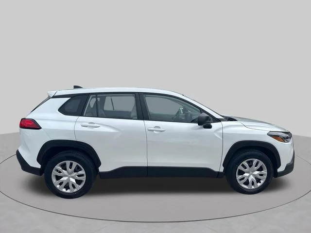 Used 2023 Beige Toyota L image 7