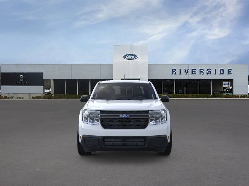 New 2024 Oxford White Ford XLT image 6