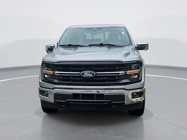 Used 2025 Silver Ford XLT image 8