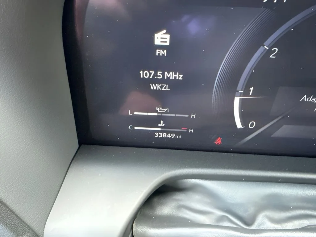 Used 2024  Lexus 550 Luxury+ image 30