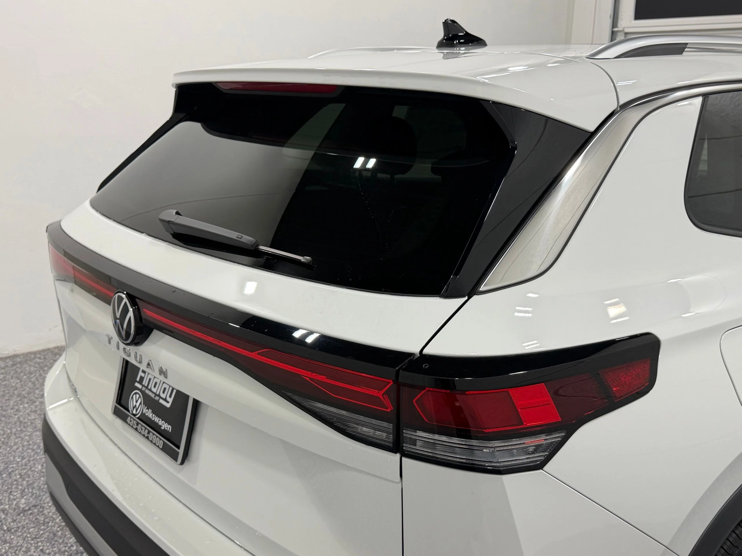 New 2026 White Volkswagen SE image 17