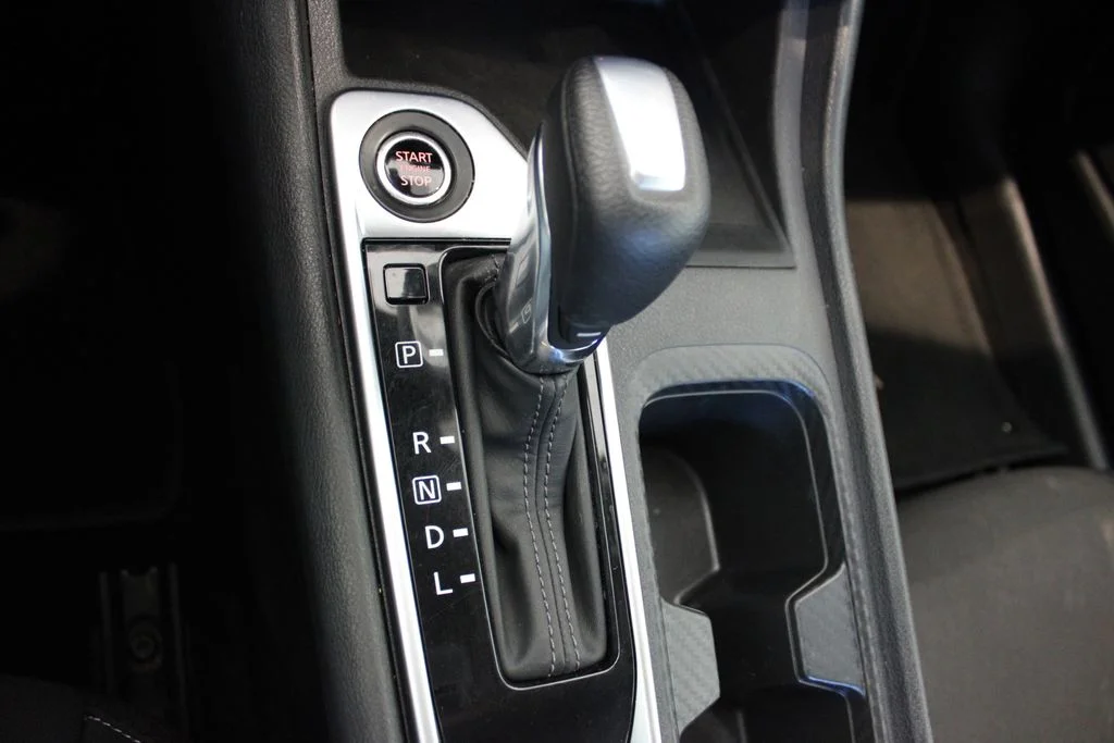 Used 2024 White Nissan SV image 17