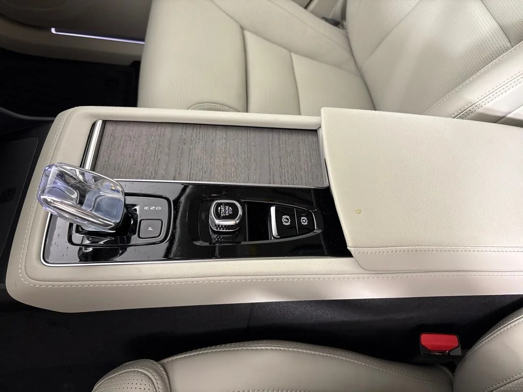 New 2026 Blue Volvo T8 Ultra image 46