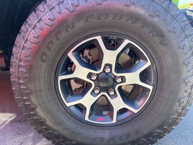 Used 2019 Green Jeep Unlimited Rubicon image 6