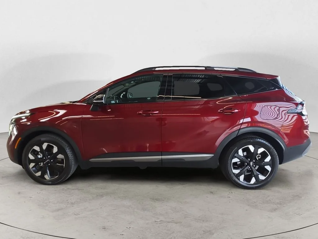 Used 2023 Red Kia X-Line Prestige image 8