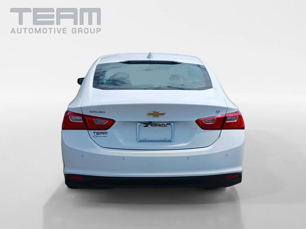 Used 2024 Summit White Chevrolet 1LT image 6
