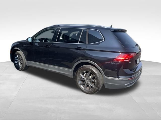 Certified Used 2023 Black Volkswagen 2.0T SE image 4