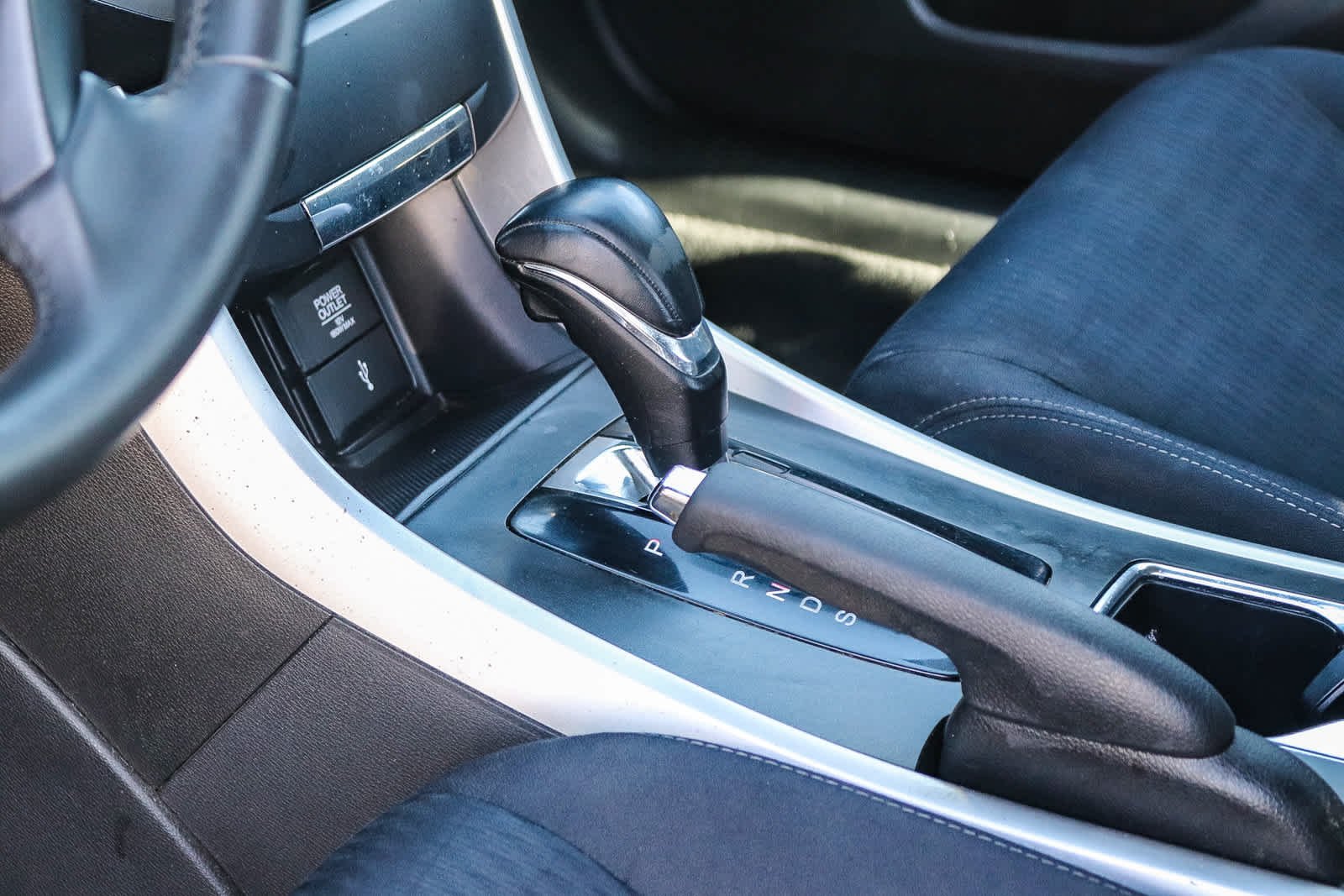Used 2015 White Honda Sport image 18