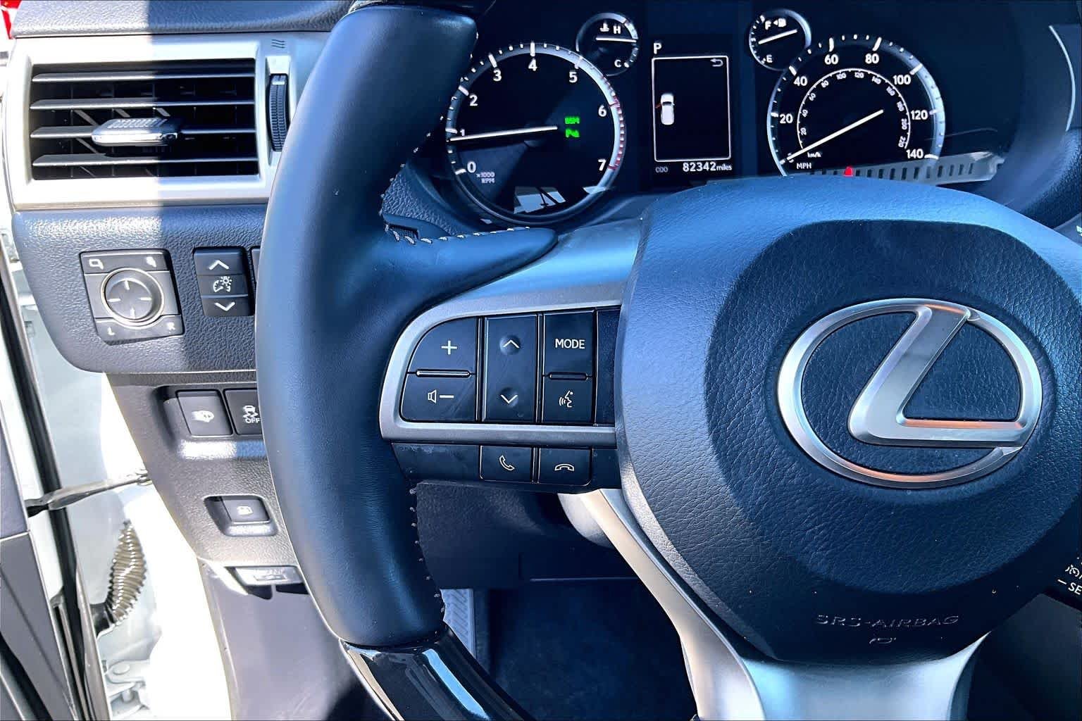 Used 2021 Starfire Pearl Lexus Premium image 22