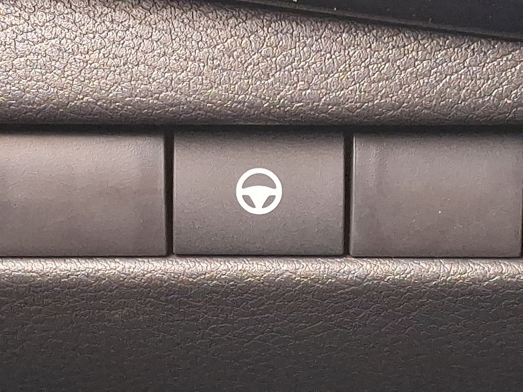 New 2026 Deep Blue Pearl Nissan SR image 18