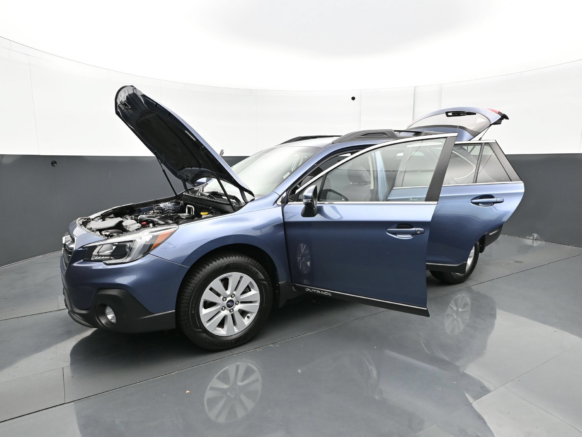 Used 2018 Twilight Blue Metallic Subaru 2.5i Premium image 36