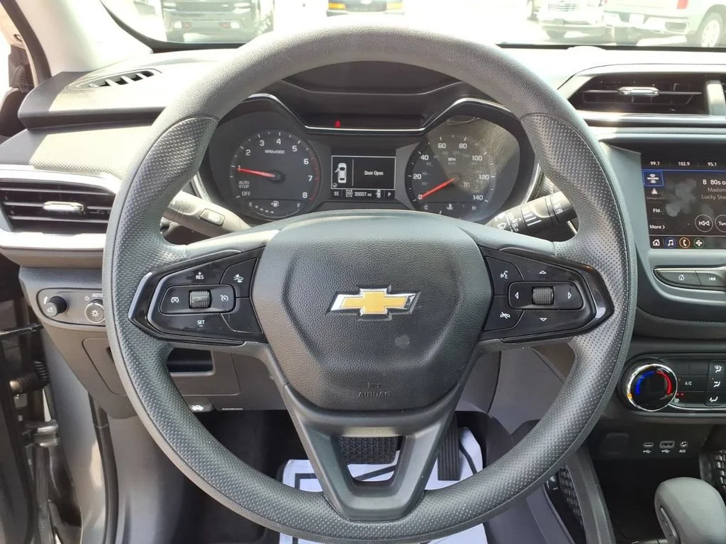 Used 2023 Sterling Gray Metallic Chevrolet LT image 13