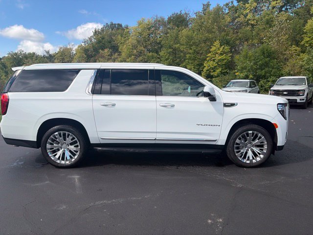 Used 2021 Summit White GMC SLT image 9